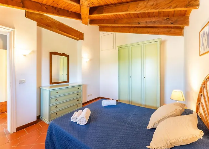 Apartment Spacious Flat With Pool Sassari