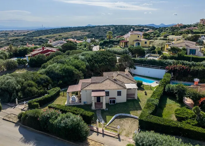 Apartment Spacious Flat With Pool Sassari